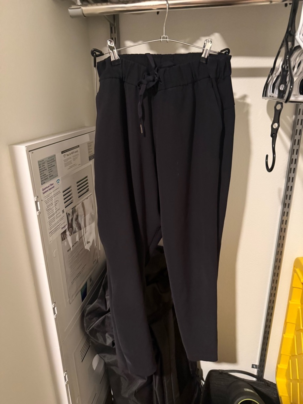 lululemon athletica Black Ankle-Length Drawstring Pants